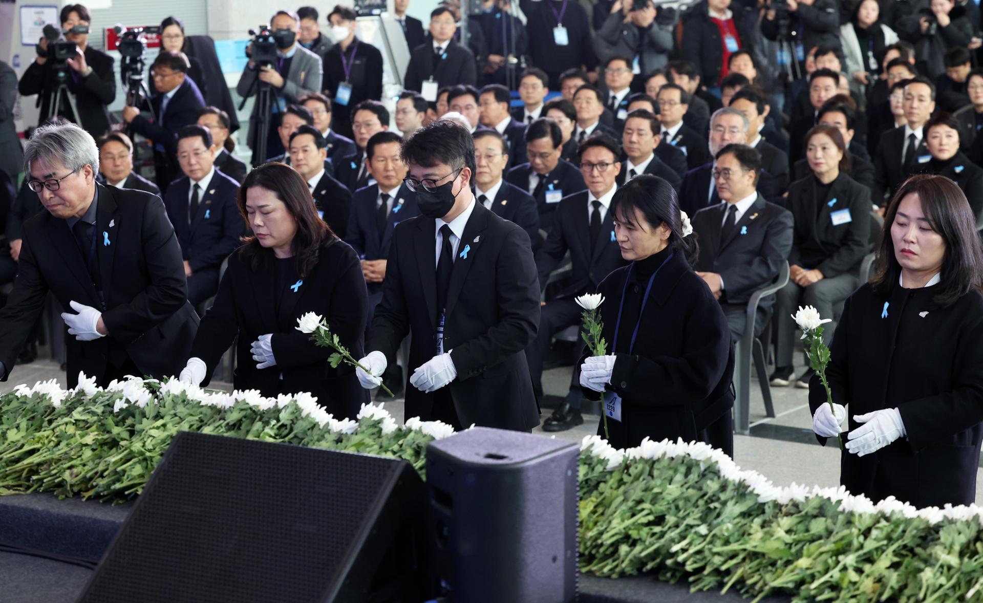 Solemn memorial marks Jeju Air tragedy on first anniversary - The Korea Times