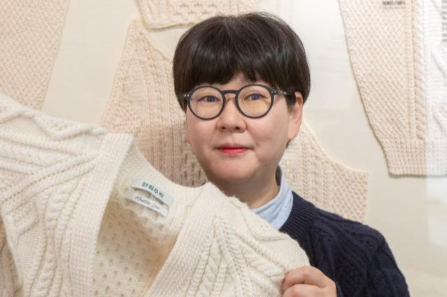 Jeju-based company revives island's 1st knitwear brand - The Korea Times