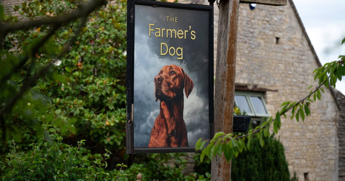I dined at Jeremy Clarkson's Cotswolds pub at Christmas - and met the man himself  - The Mirror