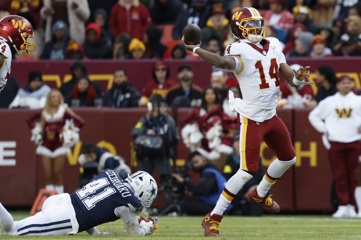 In a lost season, a veteran QB nearing the end showed what competing really means