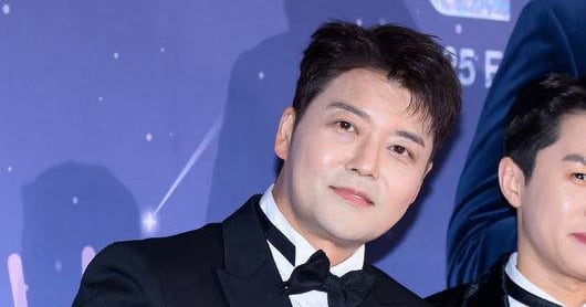 Jun Hyun-moo Apologizes Amid 'I Live Alone' Fallout