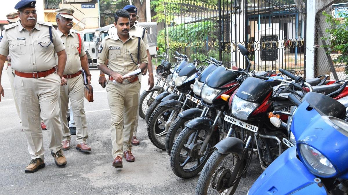 Three bike lifters, including a minor, arrested in Kadapa; 18 stolen bikes recovered