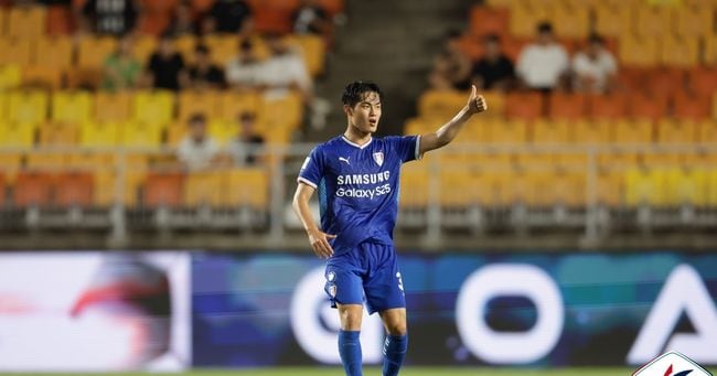 Kang Sung-jin Completes Permanent Transfer to Archrival Suwon Samsung