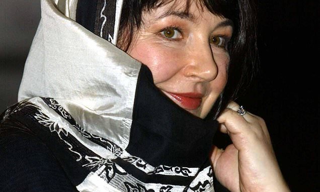 Kate Bush 'heartbroken´ as friend remains missing after Christmas...