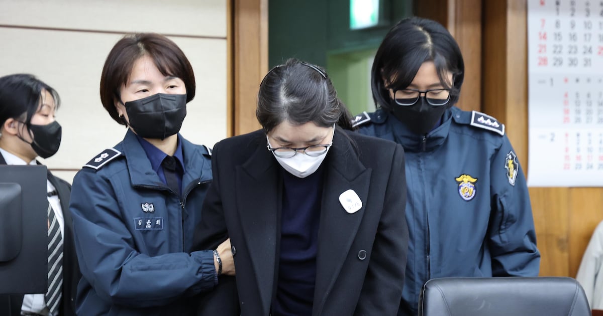Court Halts Broadcast After Kim Keon-hee's Testimony Refusal