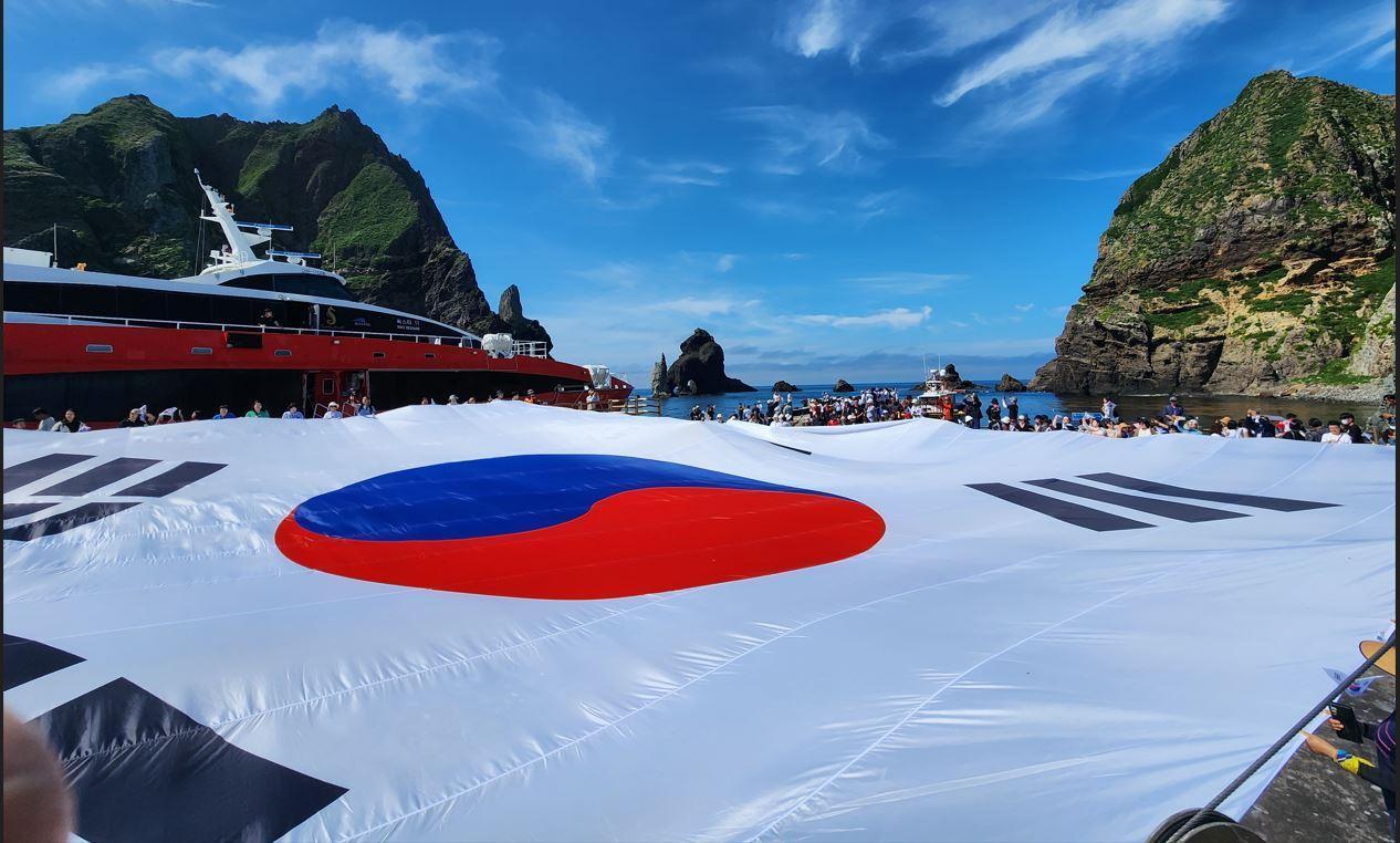 Korea holds regular defense drills around Dokdo this week: source - The Korea Times