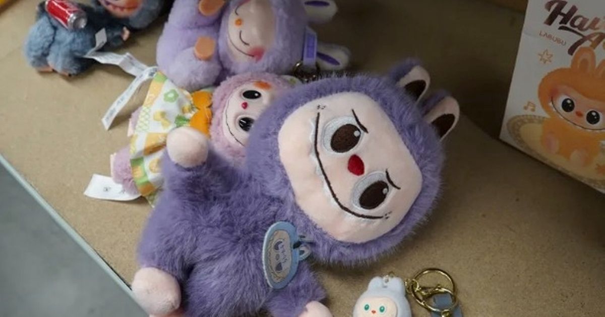 Labubu dupes pulled from shelves before Christmas over 'risk of strangulation' - how to spot fakes - The Mirror