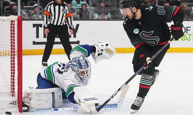 Liam Ohgren scores lone shootout goal to lift Canucks past Kraken, 3-2