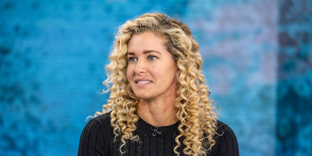 Olympic champ and new mom Lindsey Jacobellis will be in NBC booth for Milan Cortina