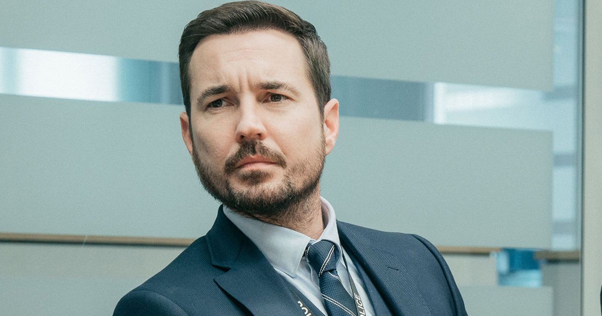 Martin Compston lets slip Line Of Duty spoiler and secret issue that made filming hard - The Mirror