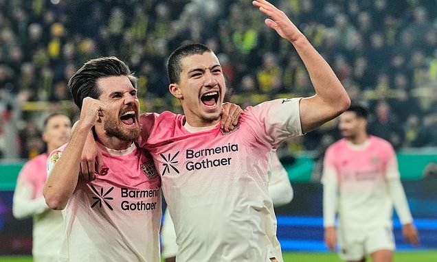 Maza scores as Leverkusen knocks Dortmund out of German Cup 1-0