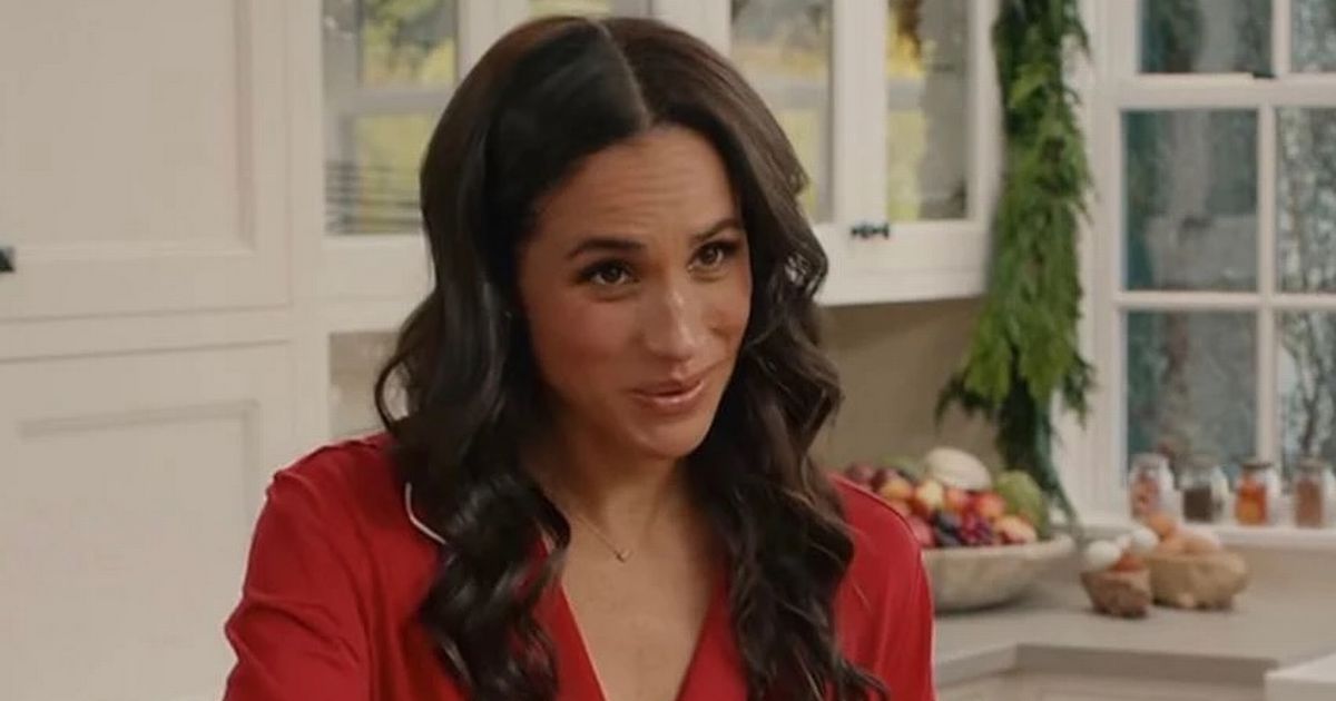 Meghan Markle's 'pointless and unfathomable' Christmas special savaged by critics - The Mirror