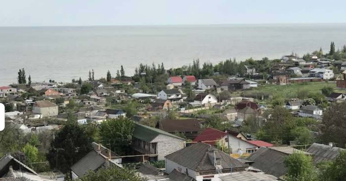The abandoned seaside resort where Russian refuseniks are held in damp site '...