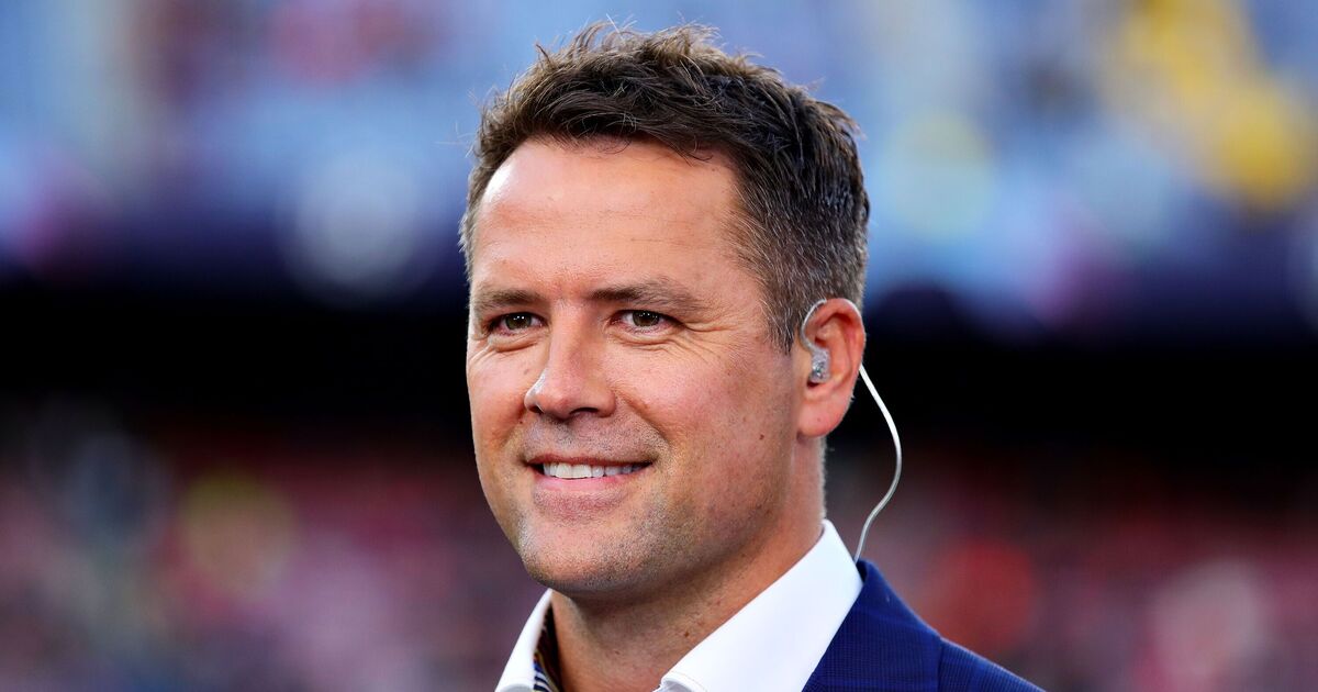 Michael Owen claims 'naughty' Man Utd star conned referee in Bournemouth drama