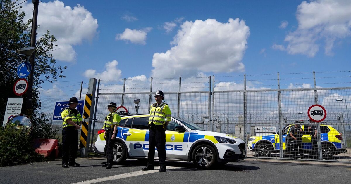 Migrant chaos erupts at UK detention centre as guards fight back with spray