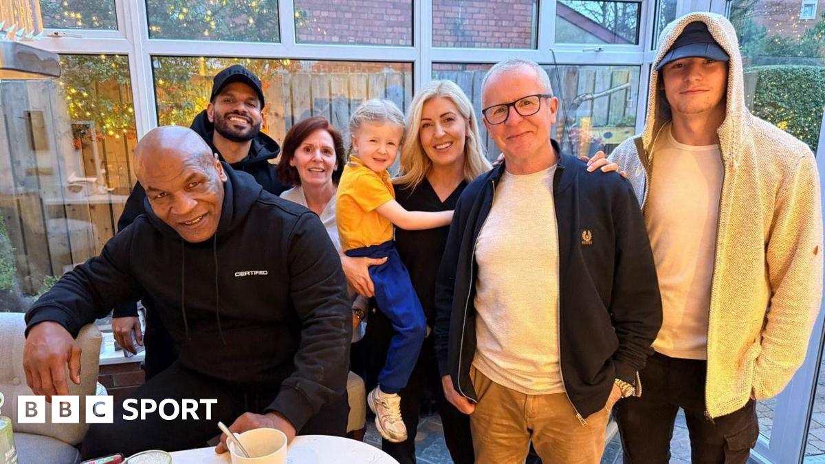 Mike Tyson: Former heavyweight champion makes surprise appearance in Belfast