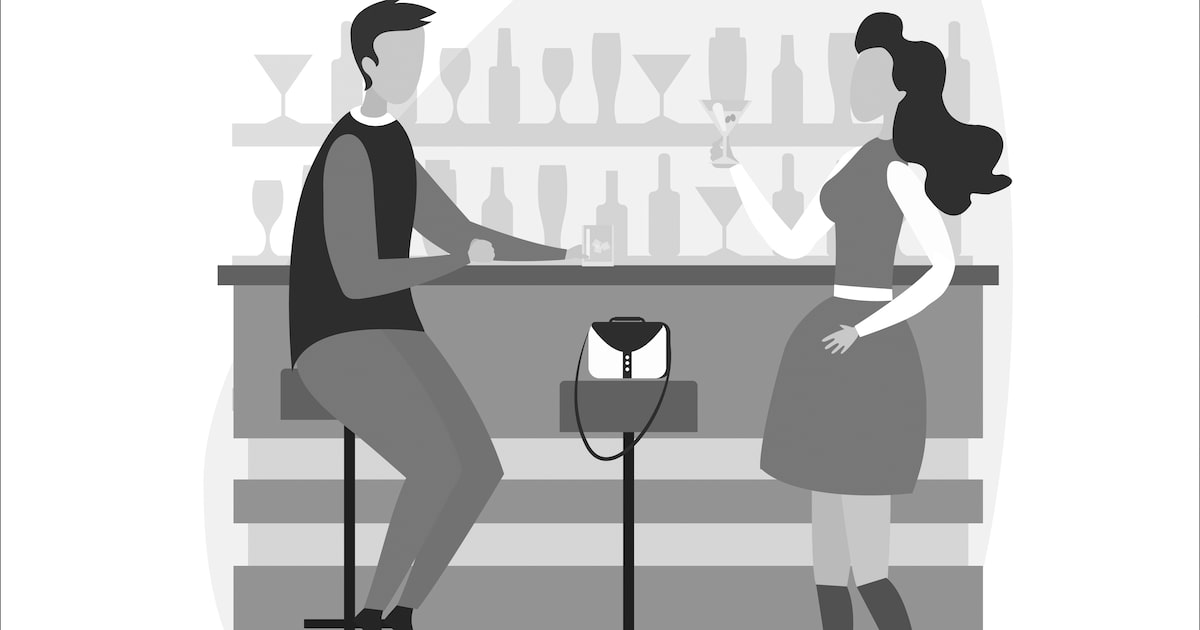 Dear Miss Manners: I never agreed to be my friend's wingman