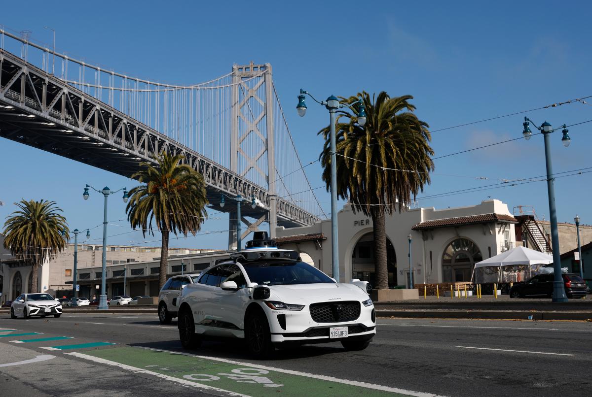 San Francisco mom delivers baby on solo trip in driverless Waymo taxi