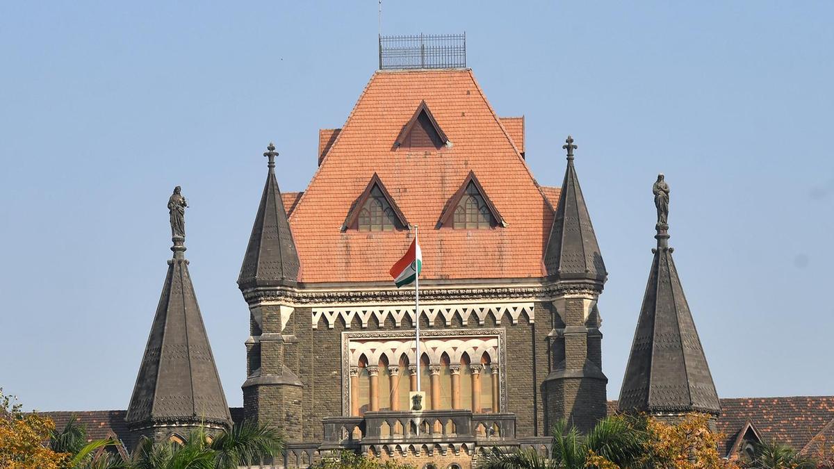 Mumbai smog: Bombay High Court slams civic bodies for neglecting construction workers' safety