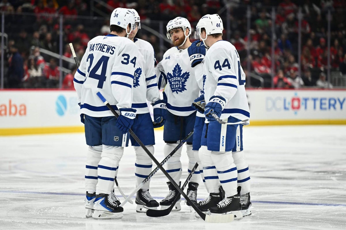 NHL rumblings: No panic in Predators, no easy fixes for Maple Leafs and more