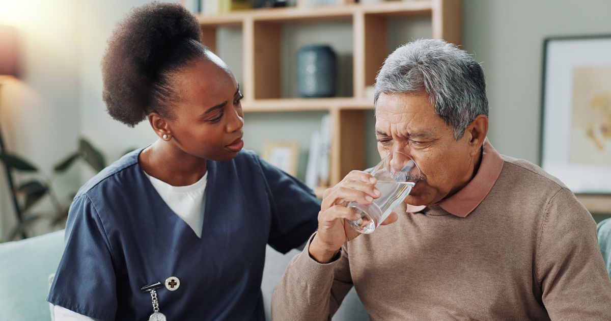 NHS 'call 999 now' warning over common arthritis pill - The Mirror