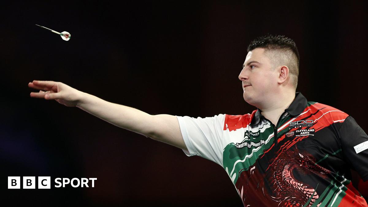 Nick Kenny hoping to beat Justin Hood in World Darts Championship first round
