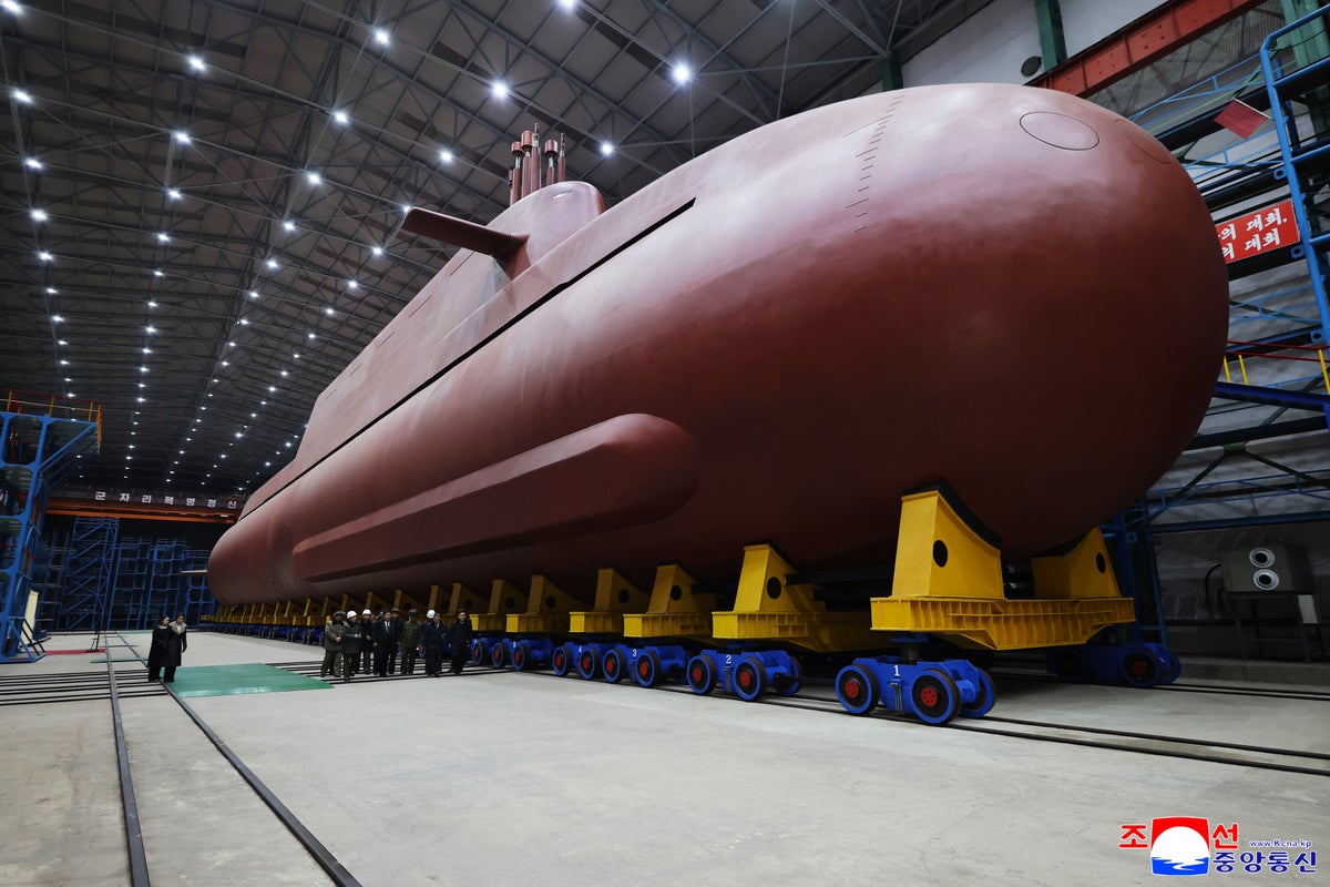 North Korea displays apparent progress in construction of nuclear-powered submarine