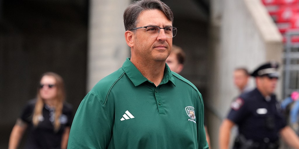 Ohio University fired head football coach Brian Smith for violating school's alcohol policy: reports