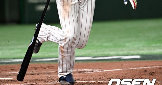 Ohtani's Nagoya Arrival Sparks WBC Anticipation in Japan