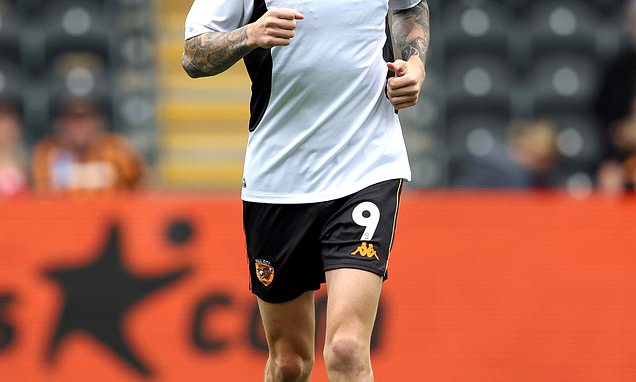 Oli McBurnie scores on return as Hull make Wrexham pay penalty