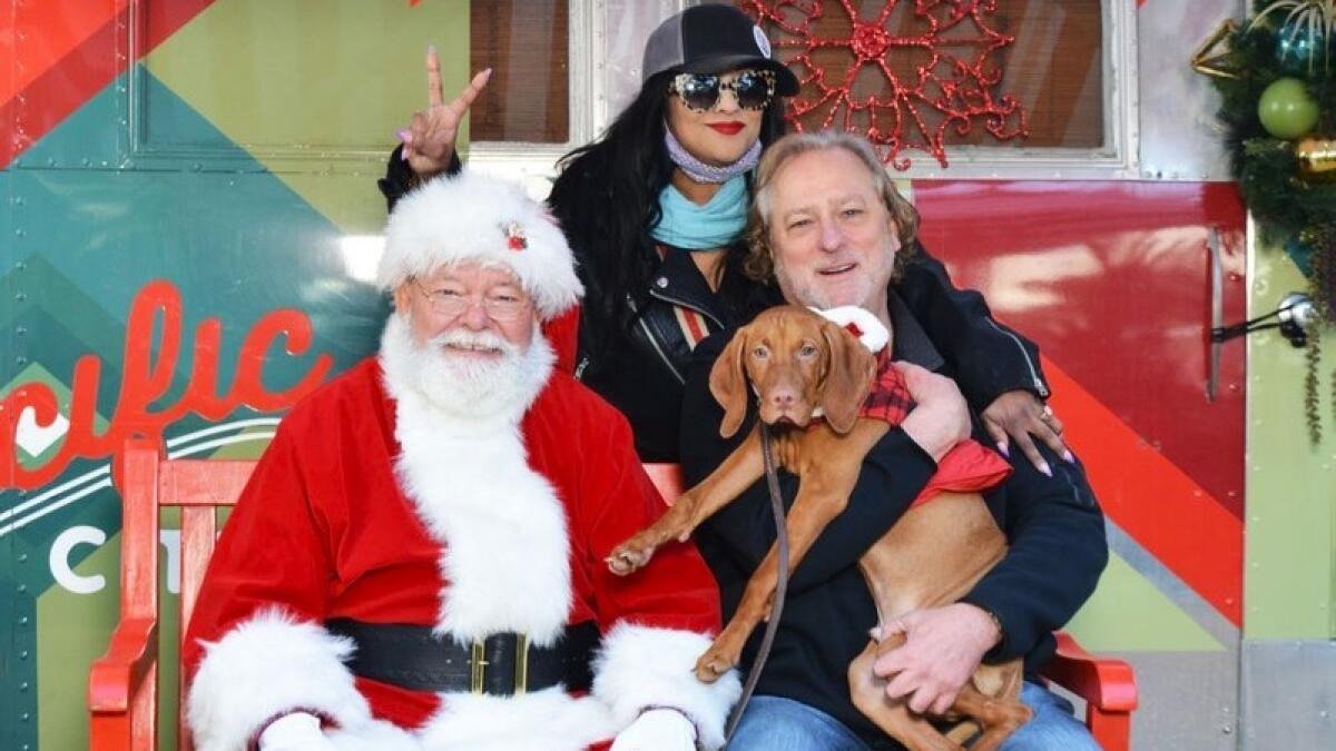 Pacific City dives into holiday season, with a beachy twist