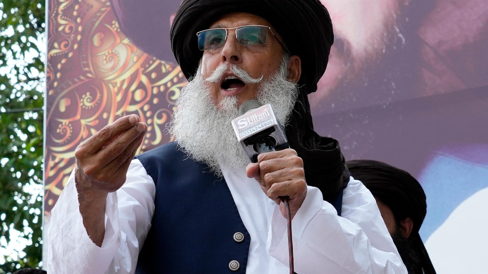 Pakistani court sentences cleric from banned party to 35 years for inciting violence