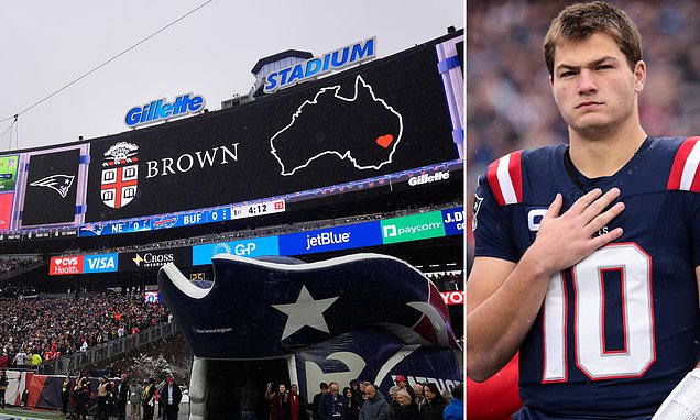 Patriots hold moment of silence for Brown University shooting victims