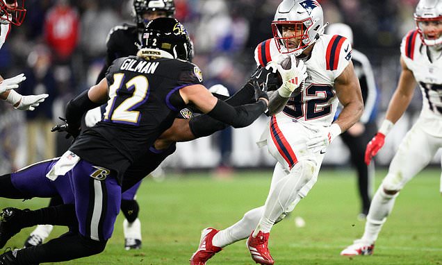 Patriots rookie RB Tre'Veyon Henderson leaves game against Ravens...
