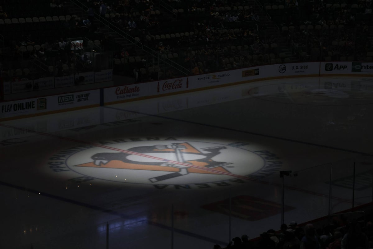 Penguins to be sold to new owners Hoffmann family; Fenway Sports Group out after 3-plus years