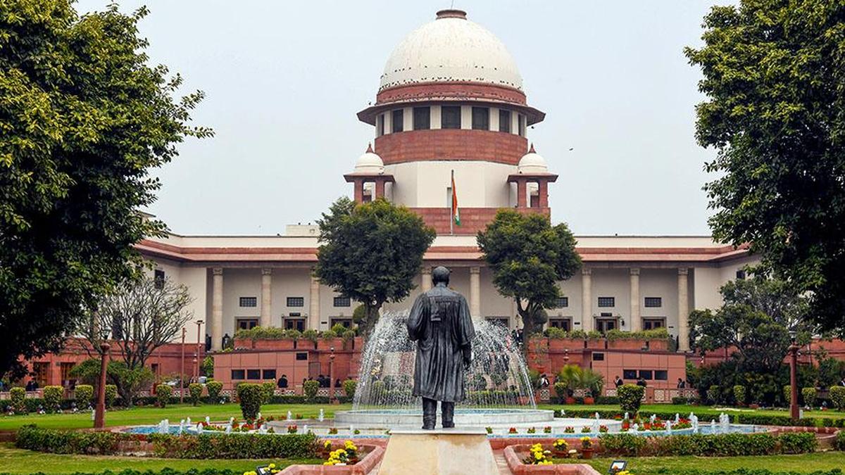 Govt in SC agrees to return pregnant woman, child deported to Bangladesh on 'humanitarian grounds'