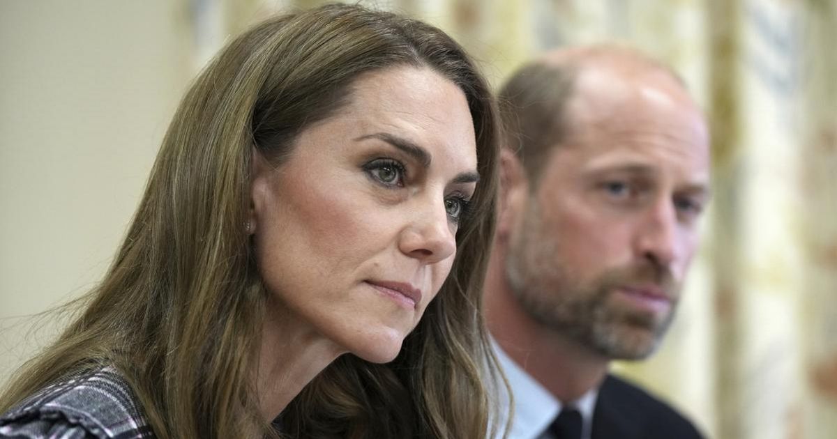 Prince William and Kate are 'abusing their power' as locals fume over Christmas tree chaos - Daily Star