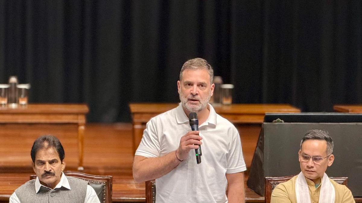 Congress Lok Sabha MPs meeting: Government 'under pressure' on Vande Mataram and SIR, says Rahul Gandhi