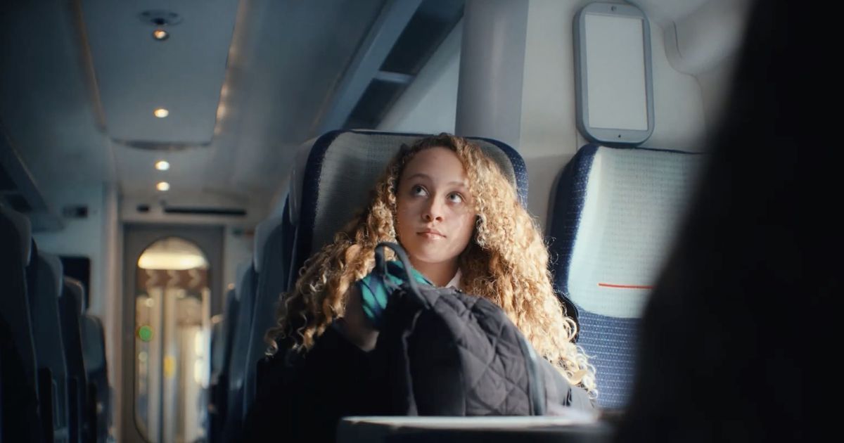 Rail passengers urged to look out for runaway children this Christmas - Daily Star