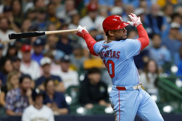 Red Sox to acquire Willson Contreras in trade with Cardinals: report