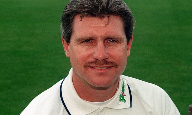 Robin Smith hailed as 'ahead of his time´ and Hampshire hero after...