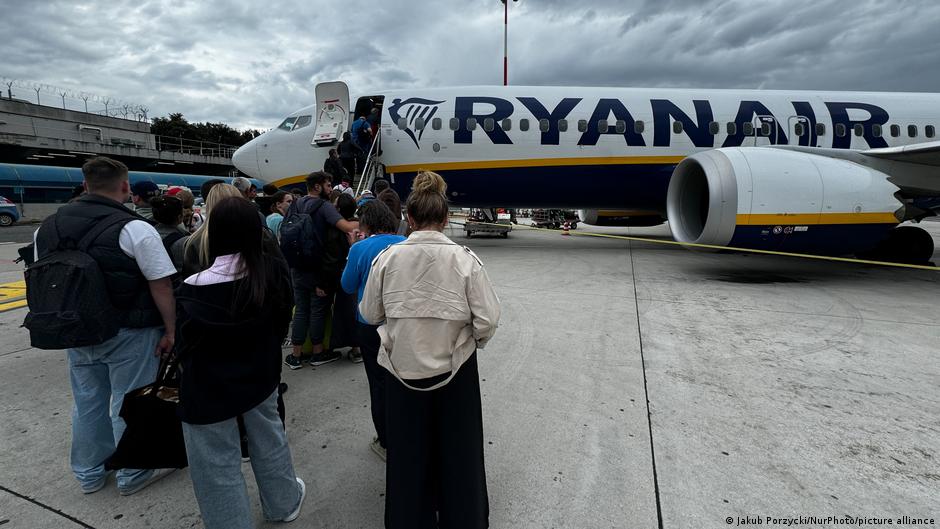 Ryanair faces massive fine in Italy over 'abusive strategy'