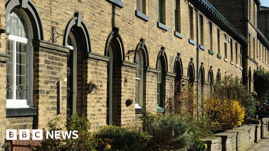 Saltaire art centre plan moves forward with land transfer