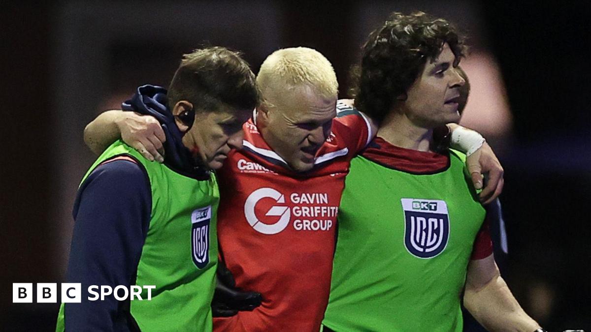 URC: Scarlets wait for injury news on Wales back Blair Murray