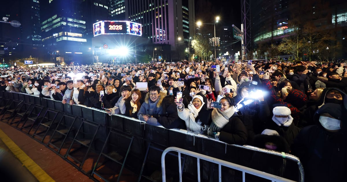 Seoul Police Deploy 3,063 Officers for 220,000 Crowd Events