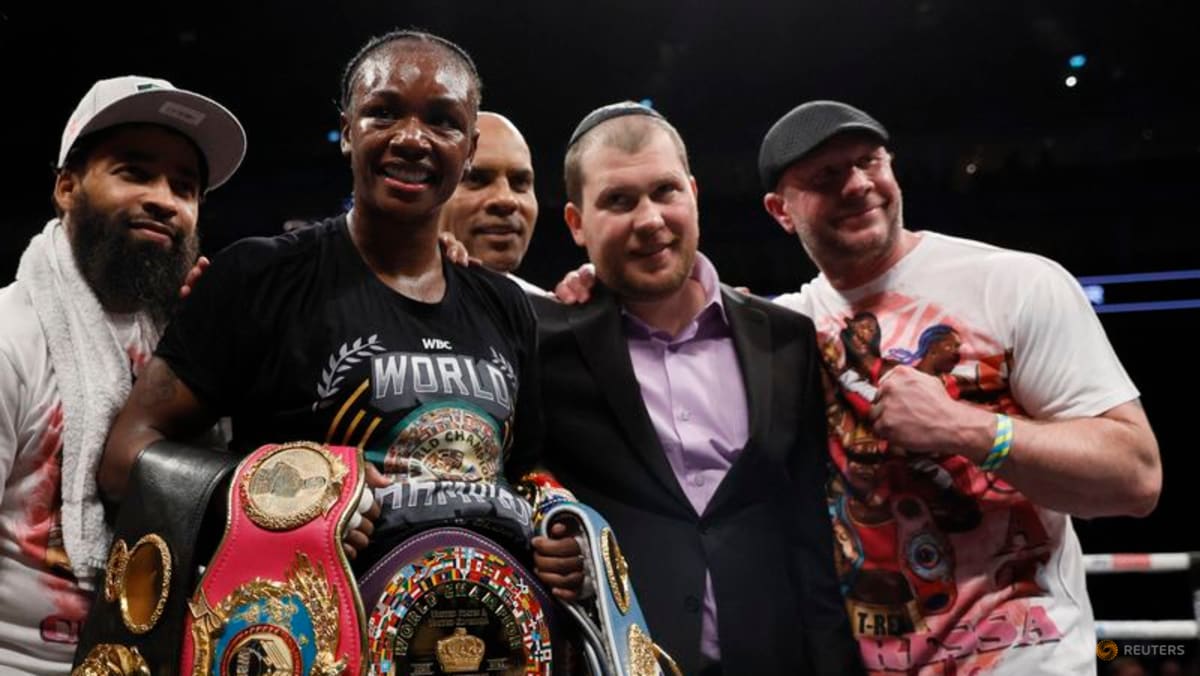 Shields to defend undisputed heavyweight crown against Crews-Dezurn