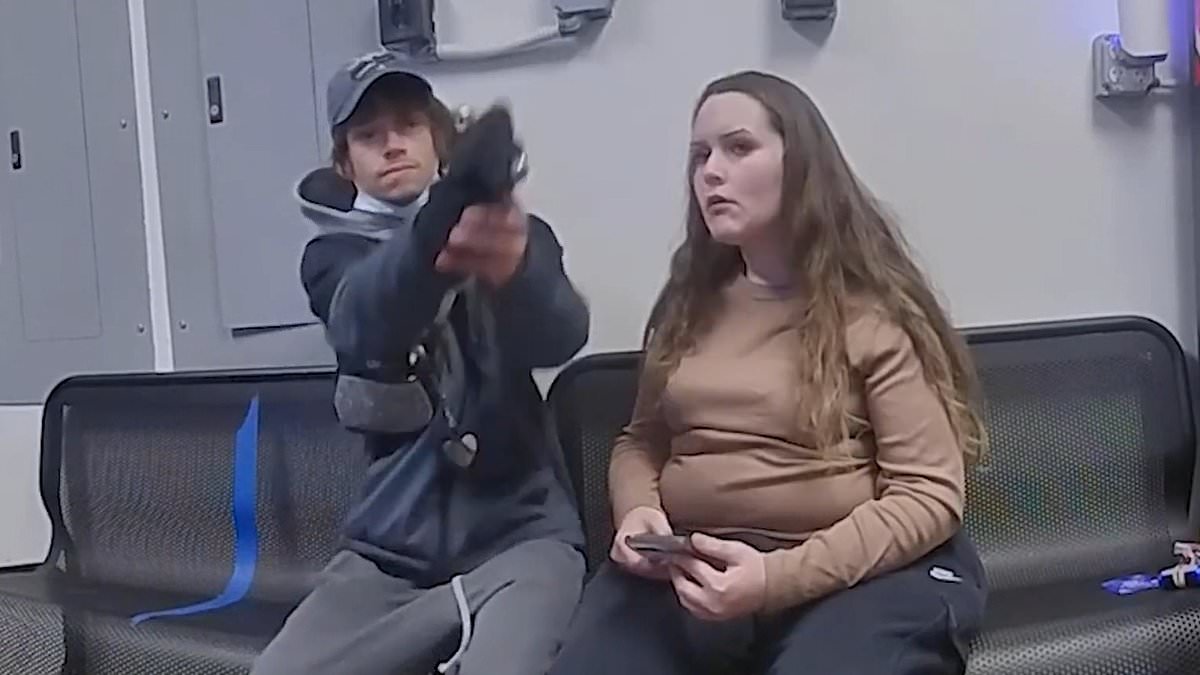 Moment shoplifter pulls out gun to shoot officer at point-blank range