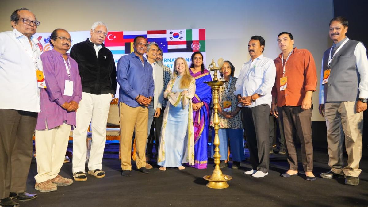 Short film festival inaugurated; Komatireddy reaffirms support to film industry