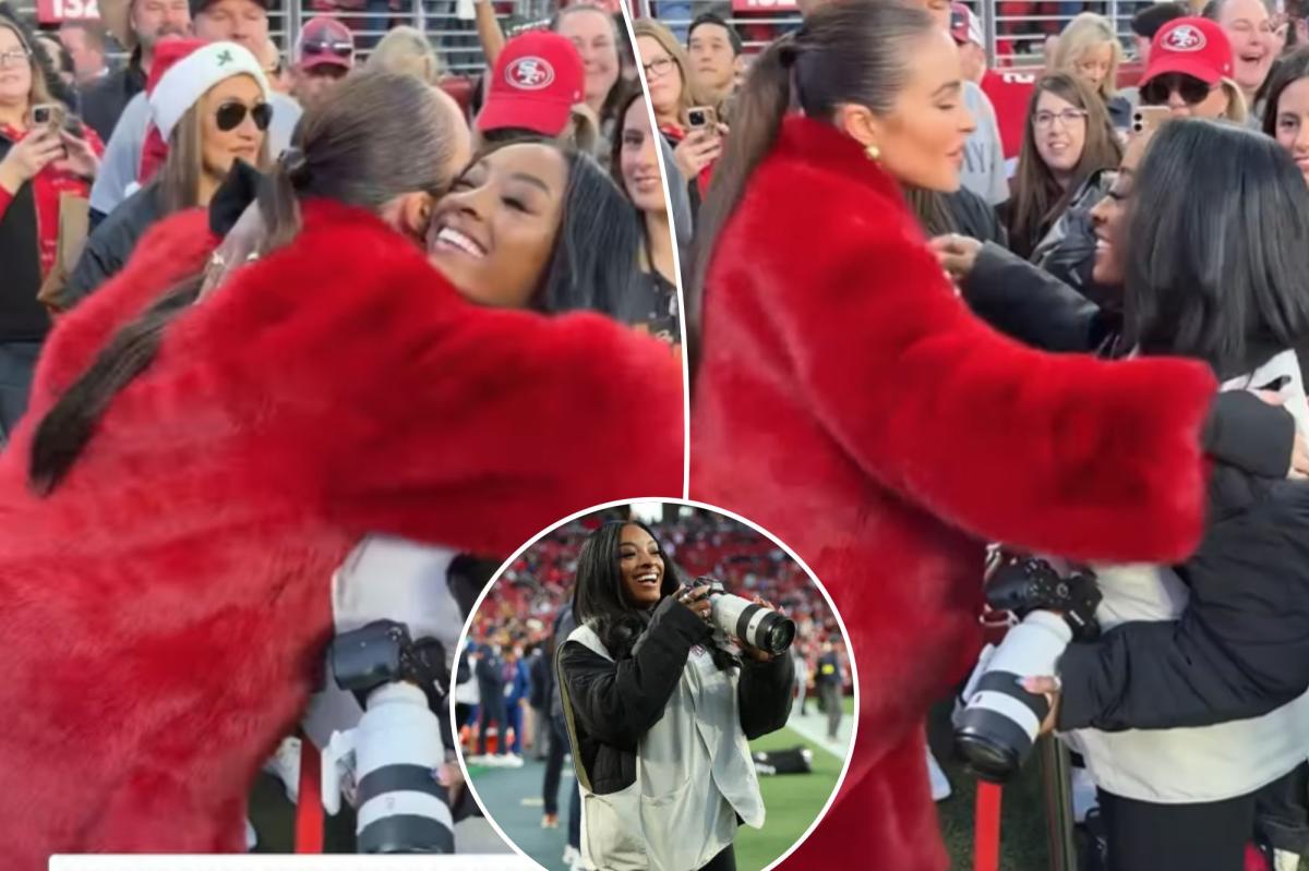 Simone Biles, Olivia Culpo get chummy before Niners vs. Bears game
