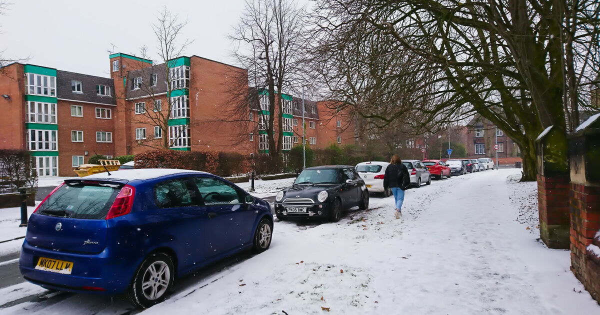 Snow maps see Britain battered as -2C Polar freeze sweeps nation - 16 towns hit
